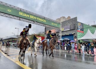 Itapevi realiza o maior desfile cívico de 7 de Setembro da região
