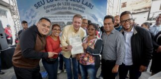 Igor Soares inicia entrega de 1,2 mil matrículas individualizadas de imóveis na região do Areião, em Itapevi