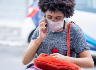Secretaria de Saúde de Cotia recomenda o uso de máscaras em locais com grande movimentação de pessoas