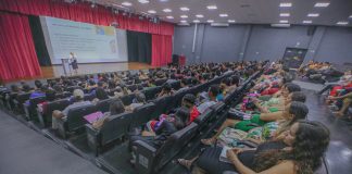 Mãe Parnaibana: cerca de 200 gestantes assistem a palestras sobre saúde