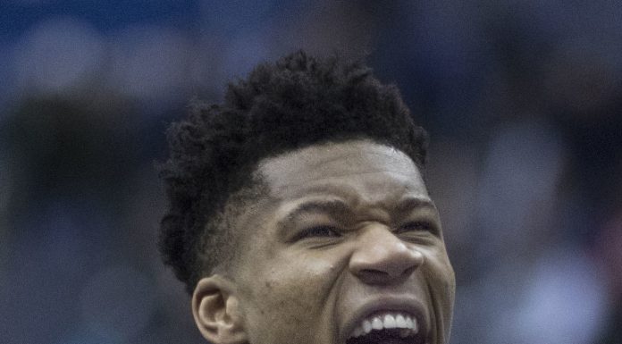 Giannis reage a rumor de troca e choca a NBA