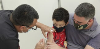 Com variante do coronavírus, vacina infantil é fundamental para proteção de toda a população