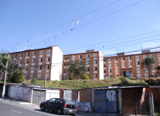 Barueri doa área à CDHU e milhares de moradores obtêm seus títulos de propriedade