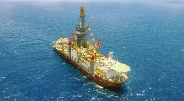 Petroleiras e indústria elogiam licença para perfurar Foz do Amazonas