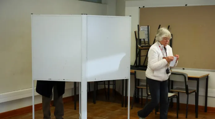 Portugal vai às urnas para eleger presidente neste domingo