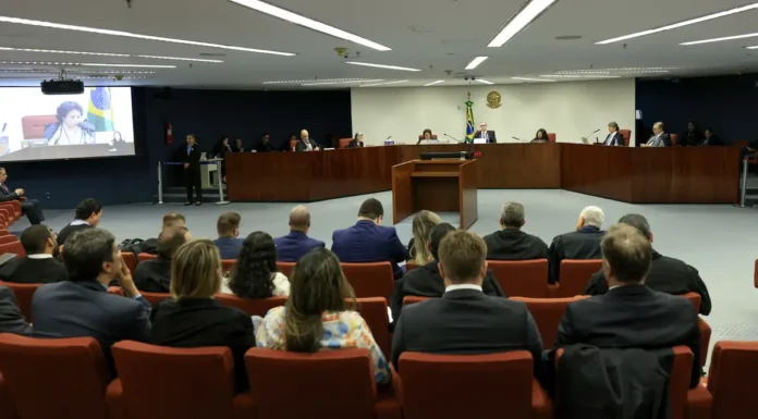 STF retoma julgamento dos réus do Núcleo 4 da trama golpista