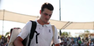 Fora de ritmo, João Fonseca cai na estreia do Aberto da Austrália