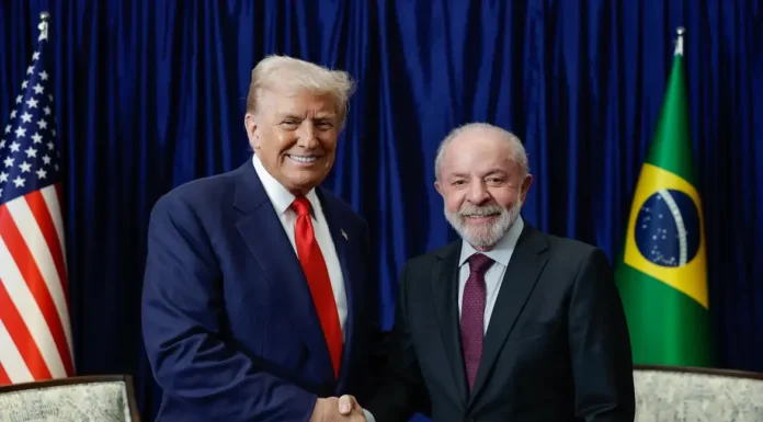 Lula se reúne com Trump na Malásia e discute relações entre Brasil-EUA