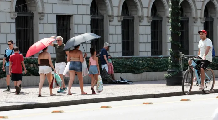 Temperatura pode chegar a 36°C no domingo em São Paulo