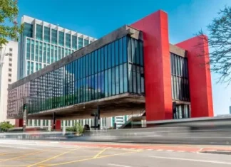 Novo prédio do Masp abre ao público pela primeira vez