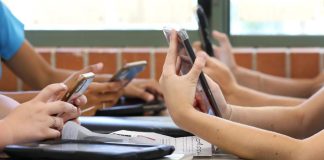 Proibição do uso do celular nas escolas. E agora?