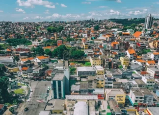 Jandira é eleita a melhor cidade para fazer negócios no setor imobiliário em 2024, de acordo com ranking publicado pela Exame