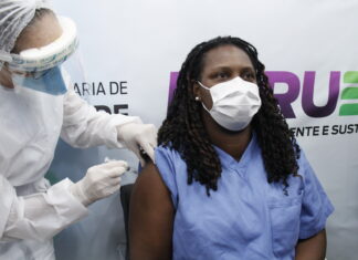 Profissionais de saúde de Barueri começam a receber 3ª dose da vacina contra Covid a partir do dia 9