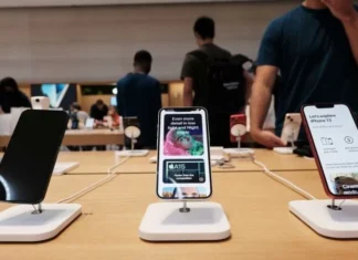 Ministério da Justiça proíbe venda de iPhone sem carregador de bateria