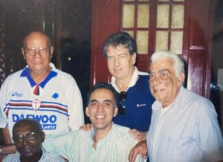 Morre locutor esportivo Januário de Oliveira