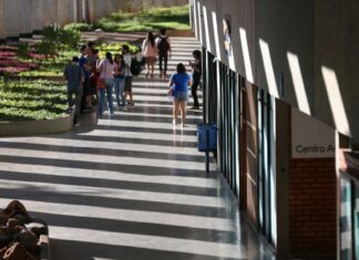 Pré-selecionados do Prouni têm até sexta-feira para comprovar dados