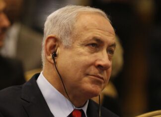 Parlamento de Israel aprova novo governo que encerra era Netanyahu