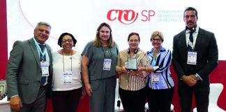 Santana de Parnaíba recebe Prêmio Saúde Bucal no 42º Congresso Internacional de Odontologia de São Paulo