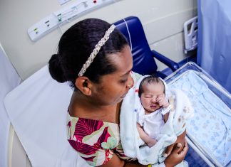Primeiro bebê parnaibano do ano nasce na Maternidade Municipal Santa Ana