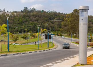 Cotia amplia os pontos com totens de videomonitoramento