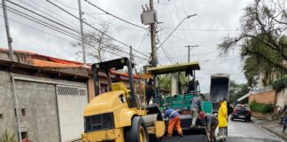 Jardim Sabiá, em Cotia, será todo recapeado pelo programa ‘Asfalto Novo’
