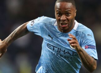 Sterling e Walker, do City, sofrem ofensas racistas nas redes sociais