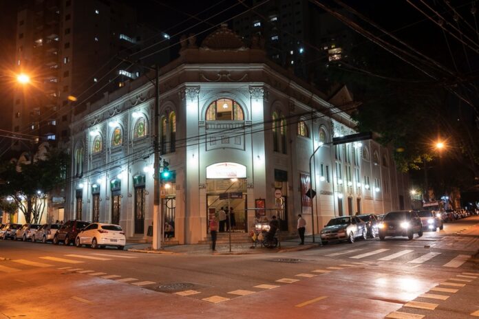 THEATRO
