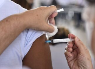 Vacinação contra HPV é ampliada para homens de até 45 anos imunossuprimidos