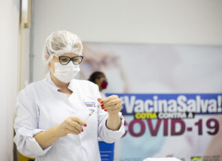Contra desperdício, Cotia inicia escala de abertura de frascos Pfizer pediátrica para 2ª dose contra covid