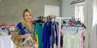 Primeira-dama de Jandira, Doutora Denilda, realiza mais um bazar solidário