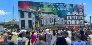 Pelas mãos do artista Eduardo Kobra, Santana de Parnaíba inaugura o maior mural público do Brasil