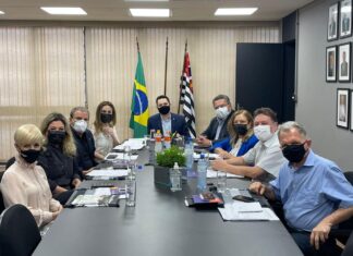 Deputados do PSDB pedem a cassação de Arthur do Val