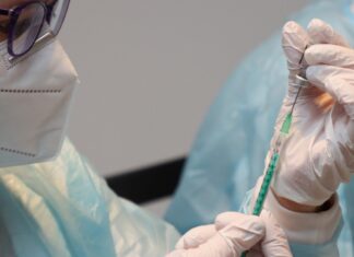 UBSs de Jandira estendem horário de vacinação para melhor atender a população