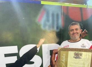 Capoeira: professor jandirense recebe homenagem em evento conceituado da modalidade