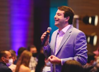 Elvis Cezar, pré-candidato à governador de SP, prevê redução nas tarifas de pedágio e melhorias na segurança pública