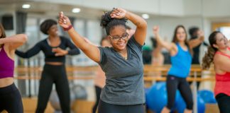 Centro de Referência da Juventude de Jandira anuncia retomada das aulas de zumba