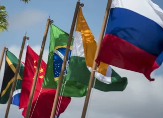 Milei anuncia que Argentina não participará do Brics