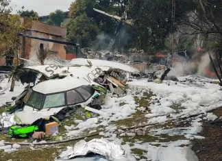 Destroços de avião já estão na sede da Voepass, em Ribeirão Preto