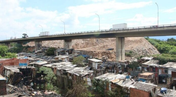 Adiado debate sobre criação de censo específico para mapear déficit habitacional Adiado debate sobre criação de censo específico para mapear déficit habitacional