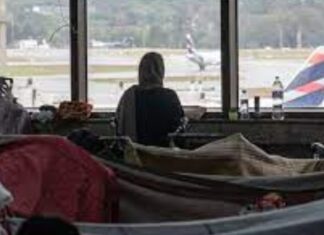 Refugiados afegãos são encaminhados para hotéis na capital paulista