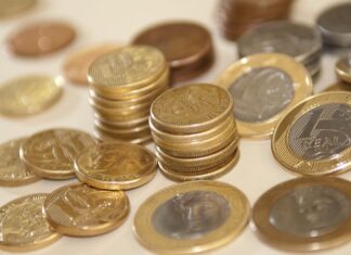 Previsão de inflação do mercado financeiro cai para 5,71% este ano
