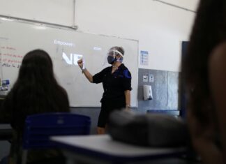 Ano letivo de 2021 começou presencial em 16% dos municípios