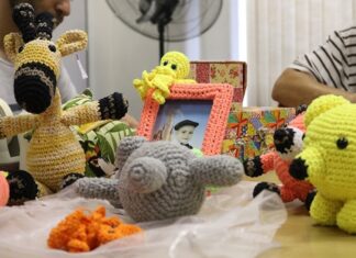 Artesãos do Mãos e Mentes Paulistas expõem produtos para venda