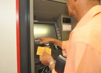 Bancos fecham nesta quarta-feira e reabrem na quinta
