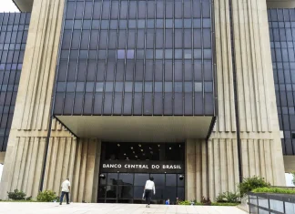 Bancos apontam risco fiscal como ameaça à estabilidade financeira