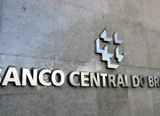 BC recebe documentos de pedido de compra do Banco Master pelo BRB