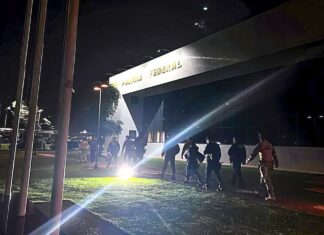 Polícias investigam desvio de mercadorias apreendidas no Paraná