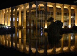 Brasil volta a integrar a Celac; entenda o que é o bloco regional