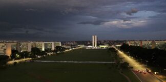 Lula já revogou 97 normas do governo Bolsonaro, aponta estudo