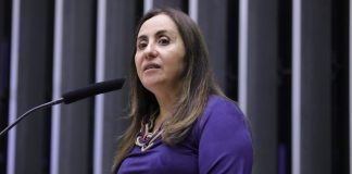 Câmara aprova autorização para que governo torne públicos dados do censo escolar; acompanhe Câmara aprova autorização para que governo torne públicos dados do censo escolar; acompanhe